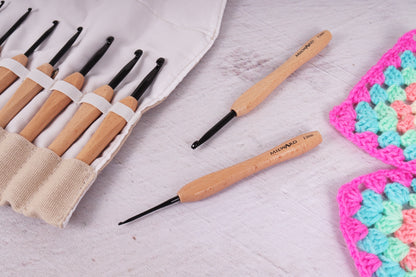 Crochet Hook Set Beech Wooden Handle Milward 2.00mm-6.00mm