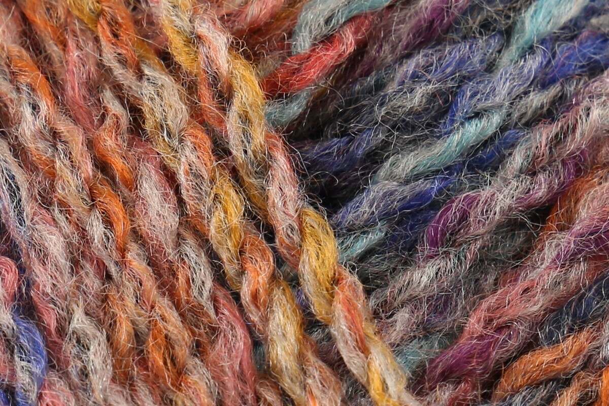 James C. Brett - Marble Chunky
