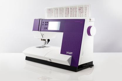 Pfaff Expression 710